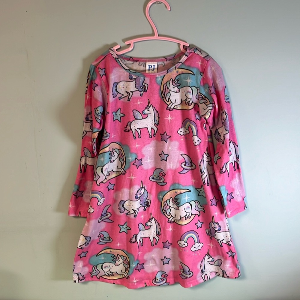 Children’s Place Pink Long Sleeve Nightgown with Stars & Unicorns, Girl size 5/6